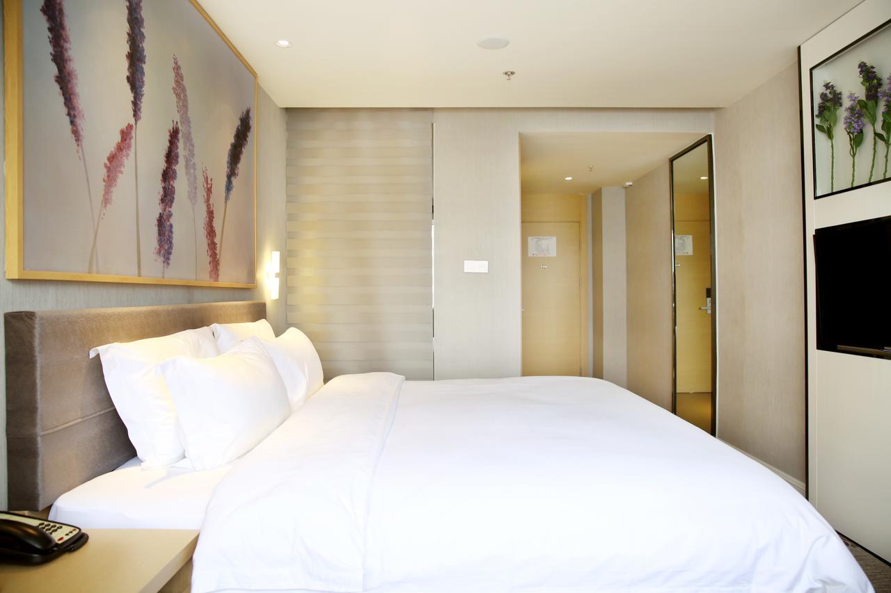 Lavande Hotel Chengdu North Kehua Road 외부 사진